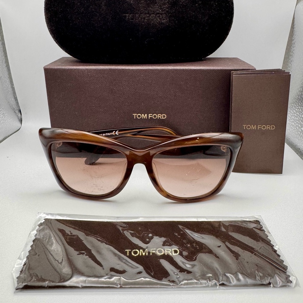 Tom Ford TF9280 Sunglasses - Picture 2 of 7